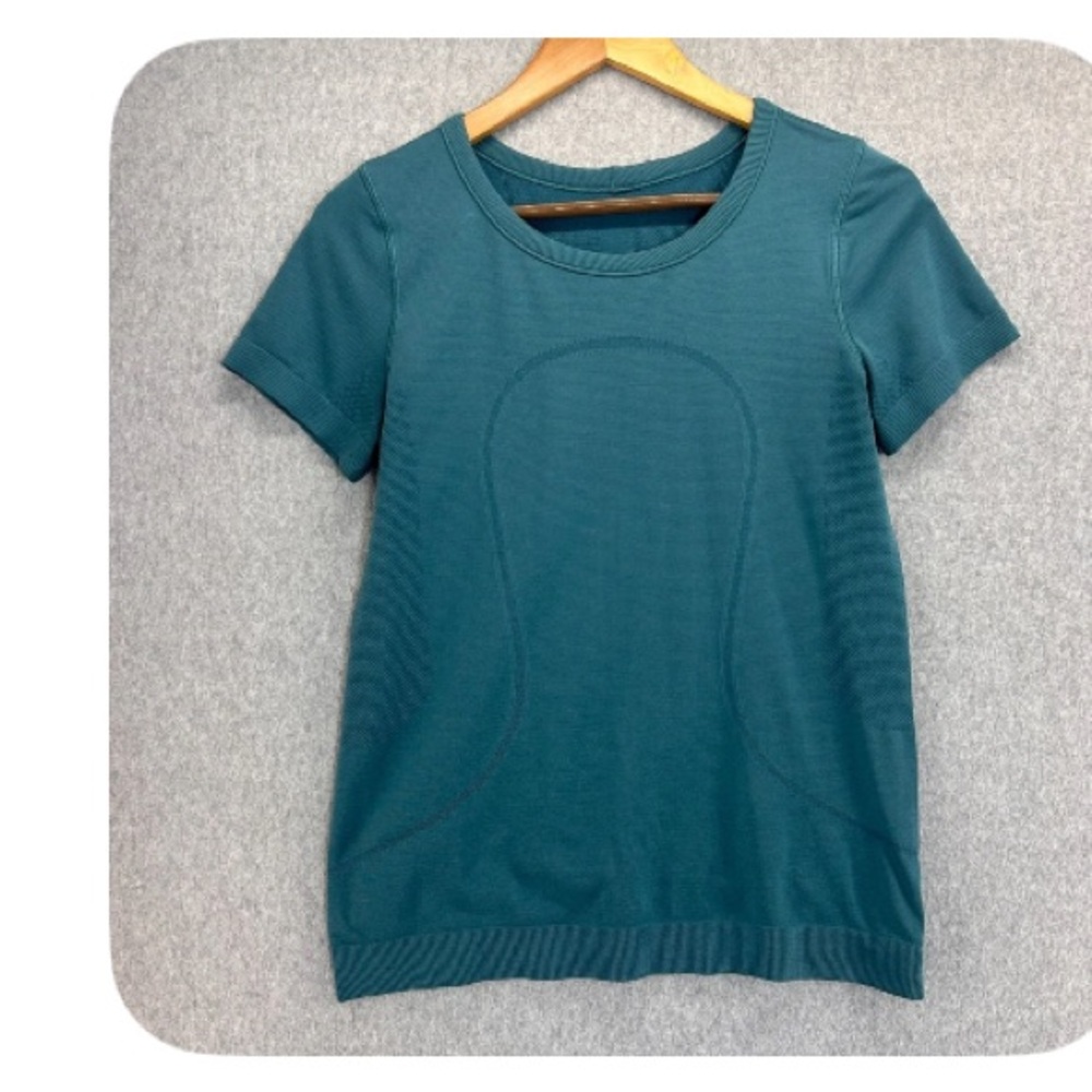 lululemon athletica Teal Short Sleeve Top